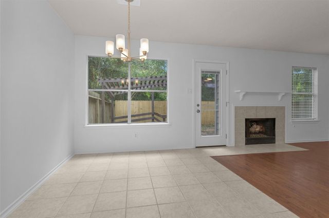 191 Blushwood Place, The Woodlands, TX 77382