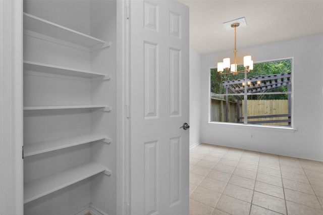 191 Blushwood Place, The Woodlands, TX 77382
