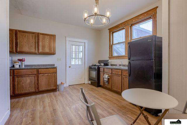 1401 N 33Rd Street, Lincoln, NE 68503