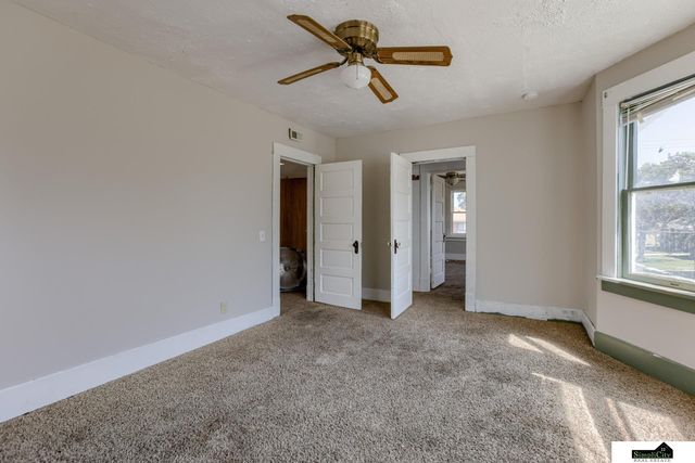 1401 N 33Rd Street, Lincoln, NE 68503