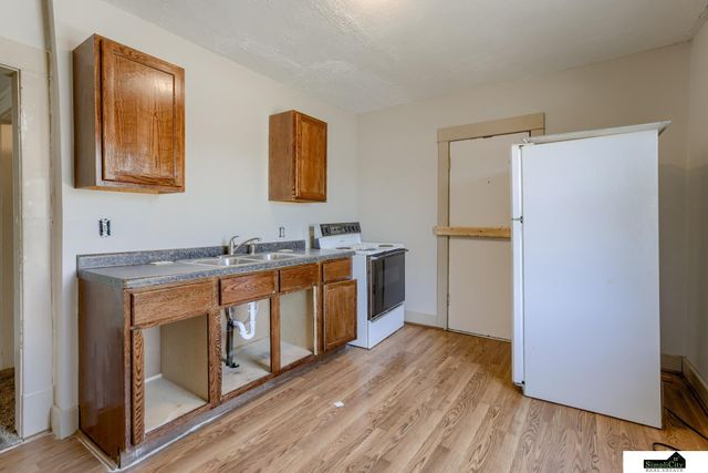 1401 N 33Rd Street, Lincoln, NE 68503