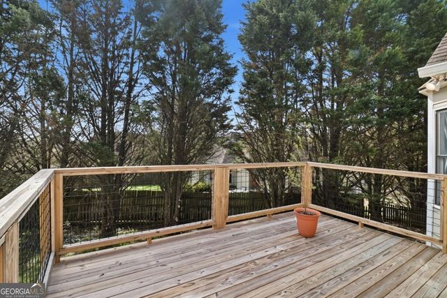 8 Arbor Hills Road N, Talking Rock, GA 30175