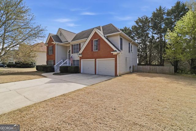 8 Arbor Hills Road N, Talking Rock, GA 30175