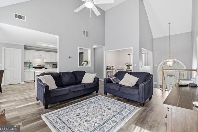 8 Arbor Hills Road N, Talking Rock, GA 30175