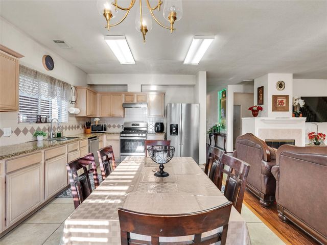 5514 Gatesprings Lane Lane, Sugar Land, TX 77479