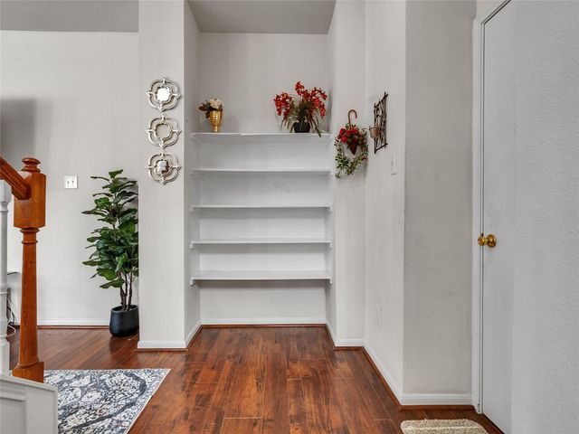 5514 Gatesprings Lane Lane, Sugar Land, TX 77479