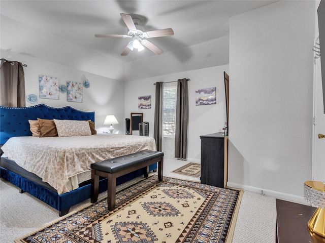 5514 Gatesprings Lane Lane, Sugar Land, TX 77479