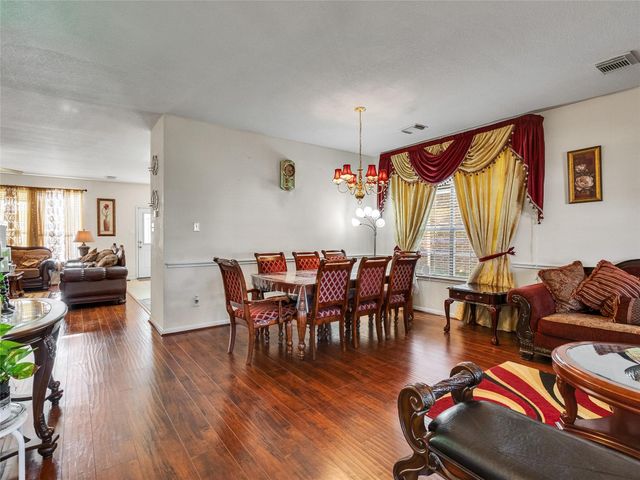 5514 Gatesprings Lane Lane, Sugar Land, TX 77479