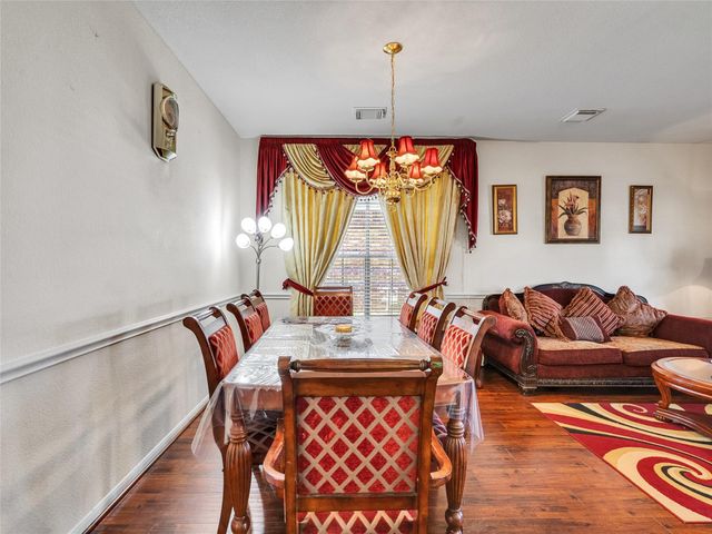 5514 Gatesprings Lane Lane, Sugar Land, TX 77479