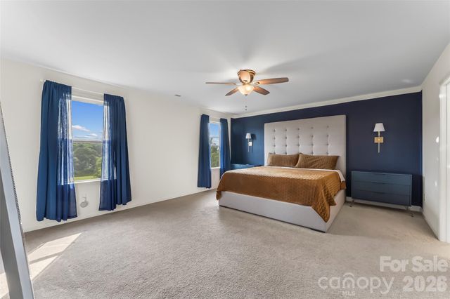 112 Divot Lane, Statesville, NC 28677