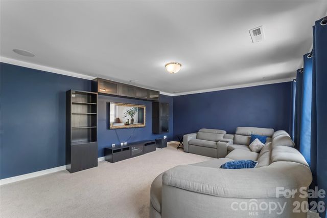 112 Divot Lane, Statesville, NC 28677
