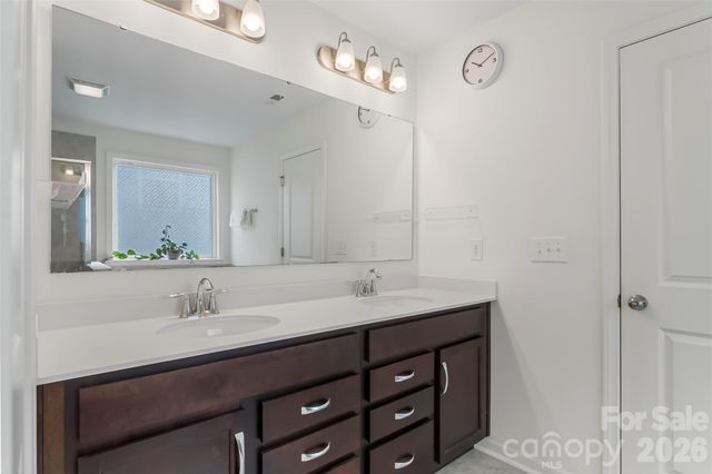 112 Divot Lane, Statesville, NC 28677