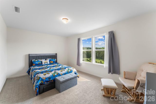 112 Divot Lane, Statesville, NC 28677