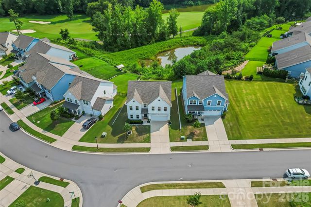 112 Divot Lane, Statesville, NC 28677