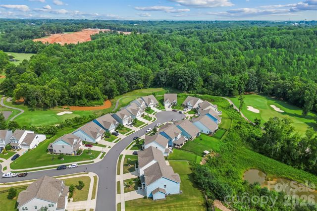 112 Divot Lane, Statesville, NC 28677