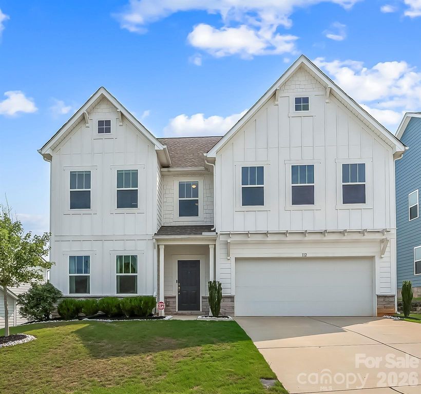 112 Divot Lane, Statesville, NC 28677