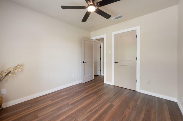 206 Jan LN, Georgetown, TX 78626