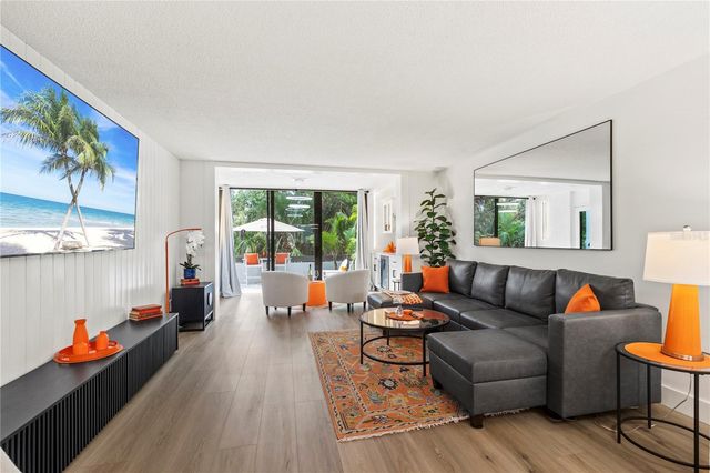 806 BAYPORT WAY 806, Longboat Key, FL 34228