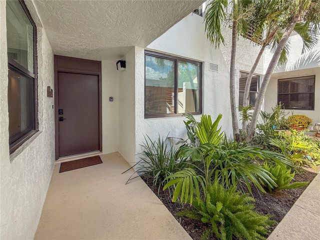 806 BAYPORT WAY 806, Longboat Key, FL 34228