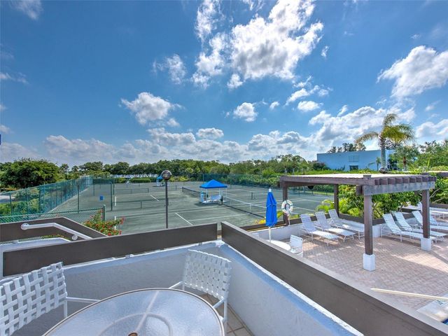 806 BAYPORT WAY 806, Longboat Key, FL 34228