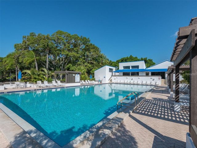 806 BAYPORT WAY 806, Longboat Key, FL 34228