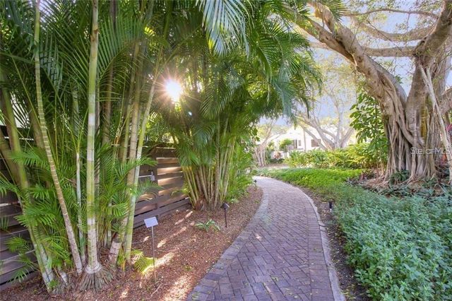 806 BAYPORT WAY 806, Longboat Key, FL 34228