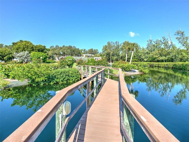 806 BAYPORT WAY 806, Longboat Key, FL 34228