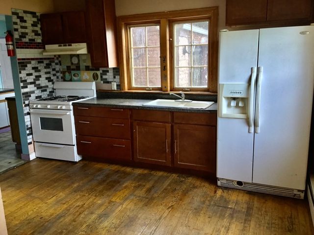 206 E Camp Mcdonald Road, Prospect Heights, IL 60070