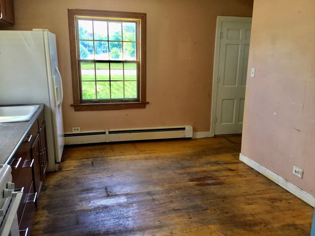 206 E Camp Mcdonald Road, Prospect Heights, IL 60070
