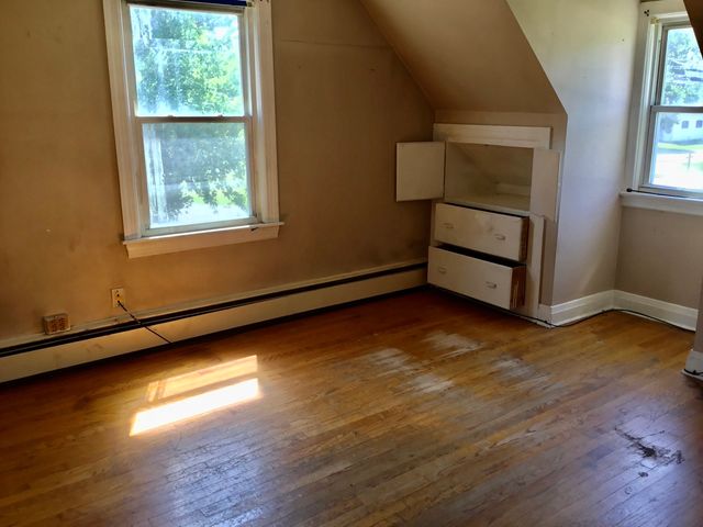 206 E Camp Mcdonald Road, Prospect Heights, IL 60070