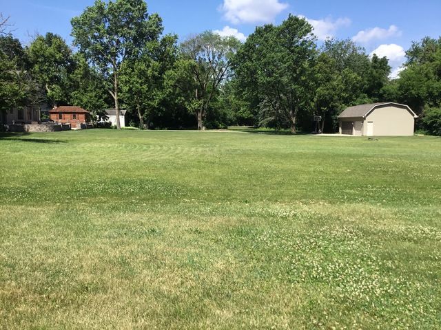 206 E Camp Mcdonald Road, Prospect Heights, IL 60070