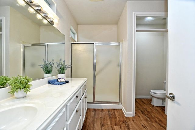 292 Whispering Wind DR, Georgetown, TX 78633
