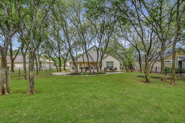 292 Whispering Wind DR, Georgetown, TX 78633