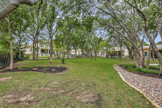 292 Whispering Wind DR, Georgetown, TX 78633