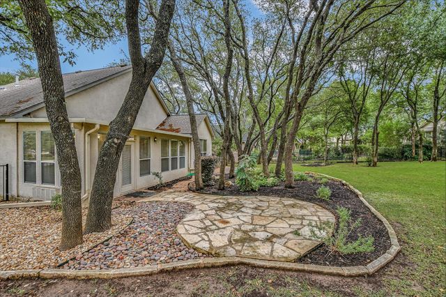 292 Whispering Wind DR, Georgetown, TX 78633
