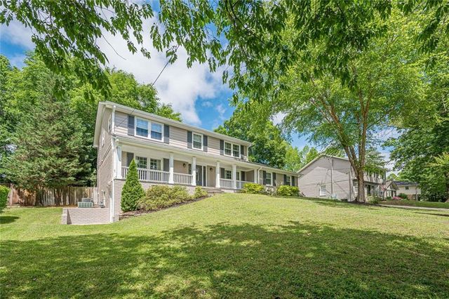 4923 Buckline Crossing, Dunwoody, GA 30338