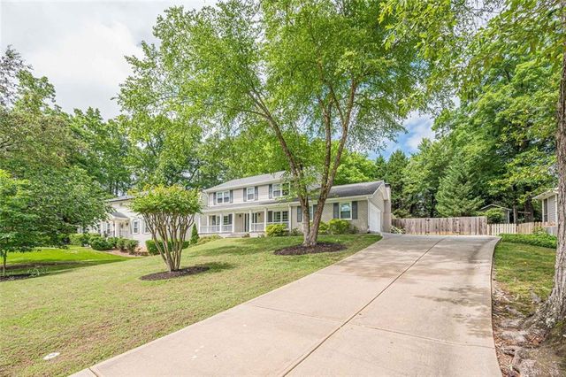 4923 Buckline Crossing, Dunwoody, GA 30338