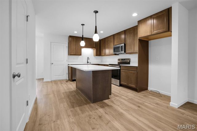 168 Sunset Terrace Drive, O'fallon, MO 63385