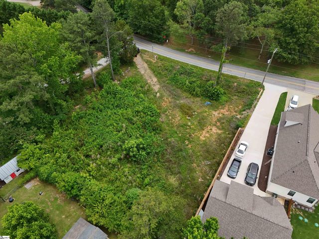 136 Mccall Road, Simpsonville, SC 29680