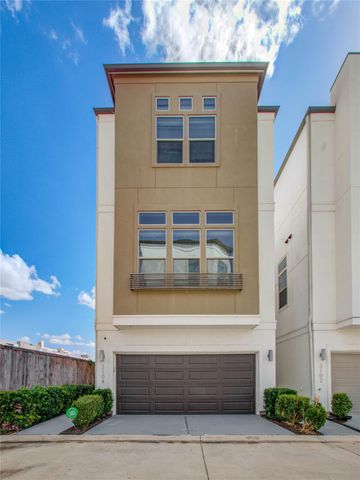 3104 Mitchell Landing Court, Houston, TX 77025