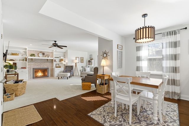 6982 Shady Nelms Drive, Dublin, OH 43017