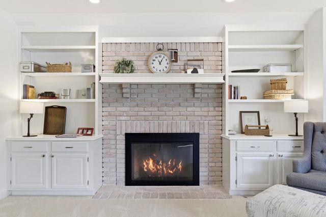 6982 Shady Nelms Drive, Dublin, OH 43017