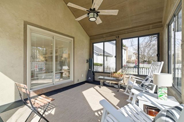 6982 Shady Nelms Drive, Dublin, OH 43017