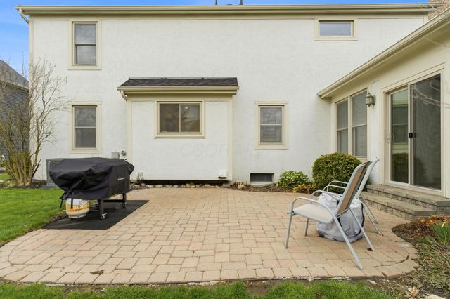 6982 Shady Nelms Drive, Dublin, OH 43017