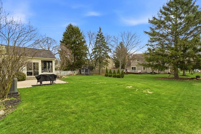 6982 Shady Nelms Drive, Dublin, OH 43017