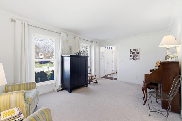 6982 Shady Nelms Drive, Dublin, OH 43017