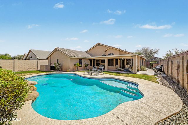 768 N 168TH Avenue, Goodyear, AZ 85338