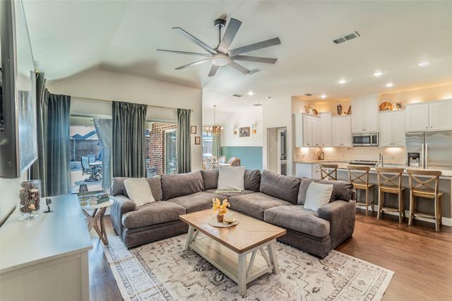 4003 Montecristo Lane, Sanger, TX 76266