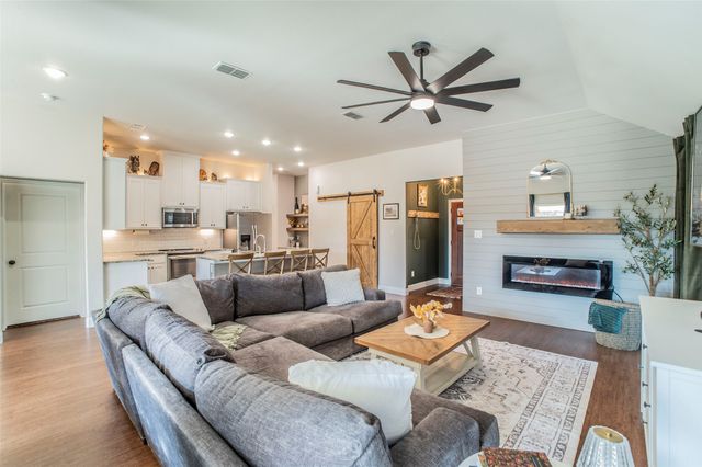 4003 Montecristo Lane, Sanger, TX 76266