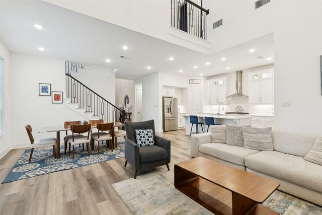 4313 Expedition Drive, Oak Point, TX 75068